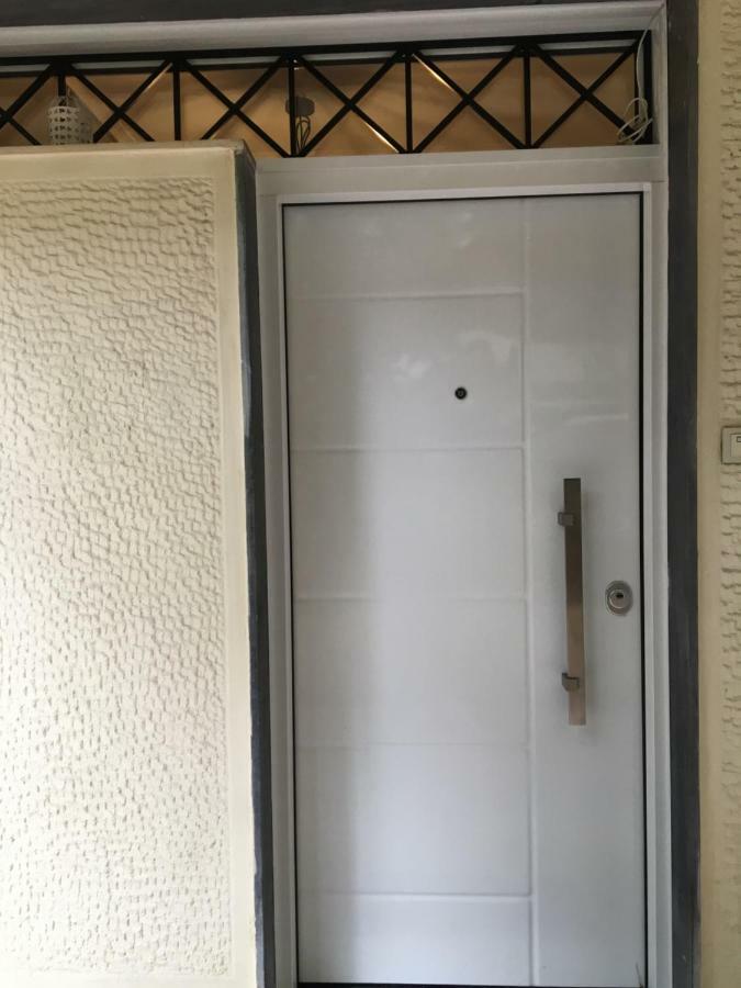 Anastasis Apartment In Palaio Faliro Ateny Zewnętrze zdjęcie